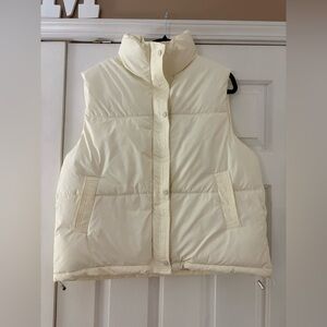NWOT Lookalike LuLu puffer vest size 2XL